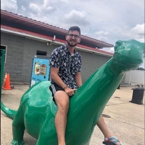 Meet your Posher, Eli